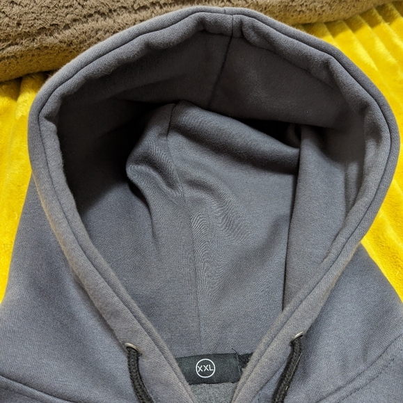 XXL See Ghosts Hoodie - Picture 6 of 9